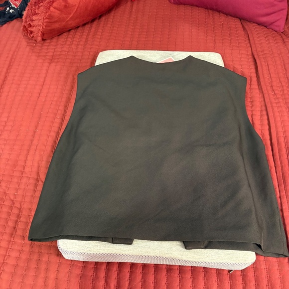 PRETTYLITTLETHING Vest - Picture 5 of 8